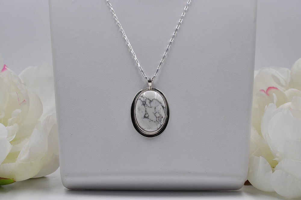 Oval Howlite and Sterling Silver Necklace