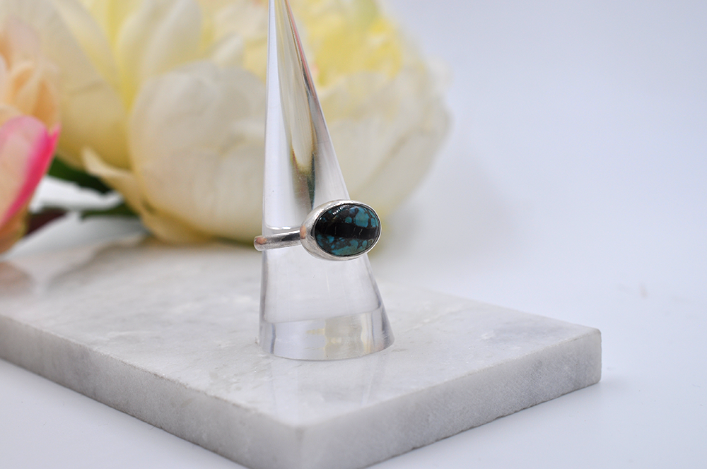 Hubei Turquoise and Sterling Silver Horizontal Oval Ring • US Size