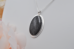 Large Oval Stingray Coral Necklace in Sterling Silver