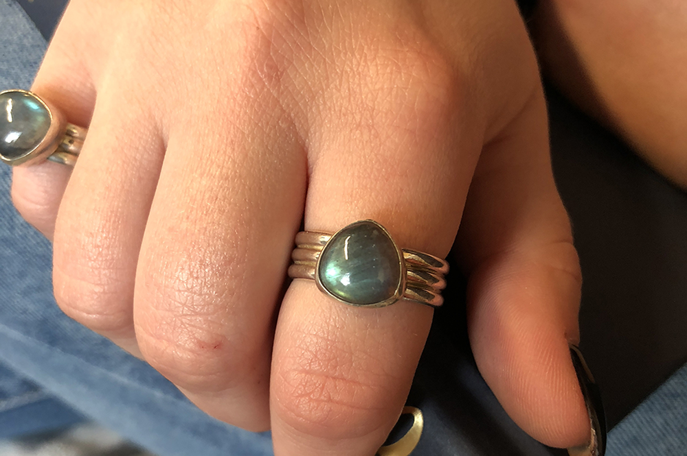 Triangle Labradorite Triple Band Sterling Silver Joia Ring