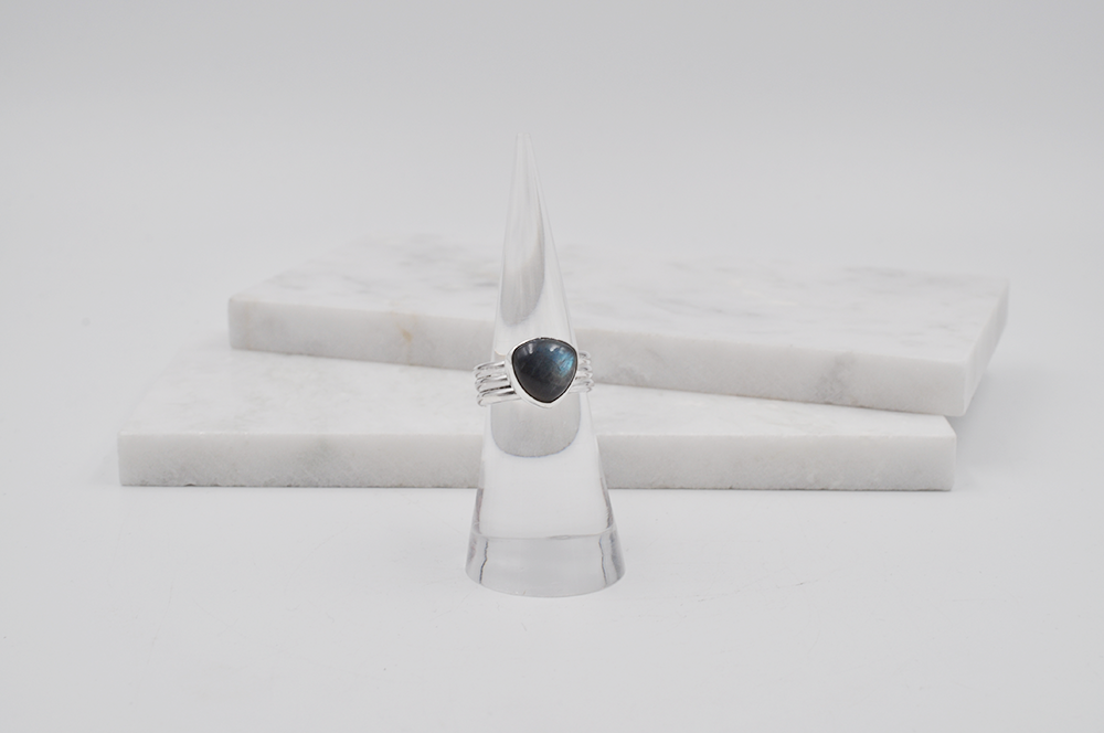 Triangle Labradorite Triple Band Sterling Silver Joia Ring